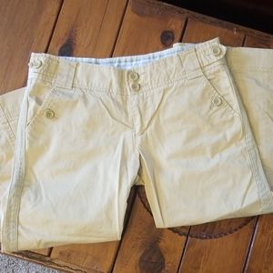 Pale yellow, American Eagle stretch capris